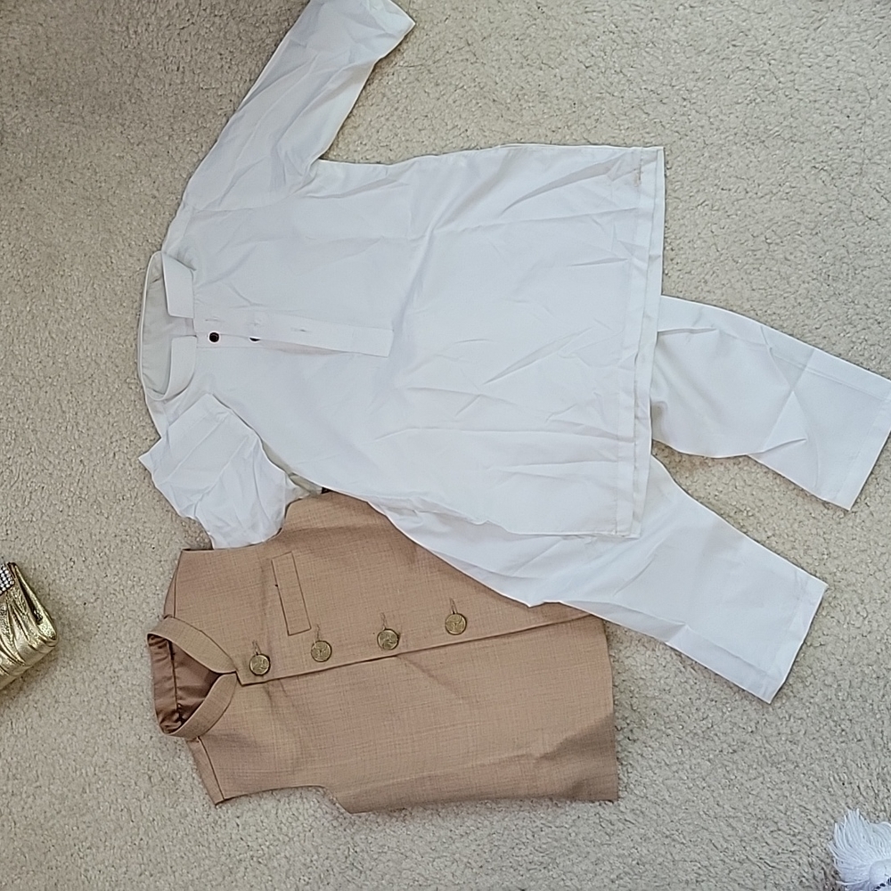 Pakistani outfit 2T